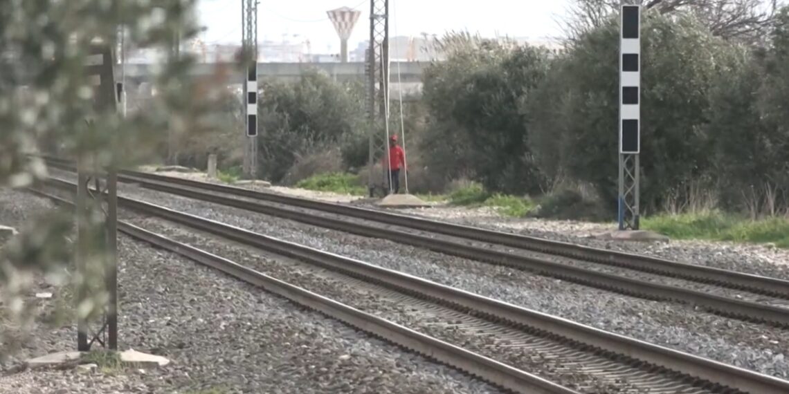 Migranti Sui Binari