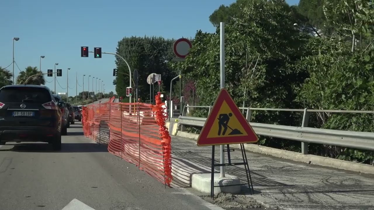 via giannini 9 70125 bari