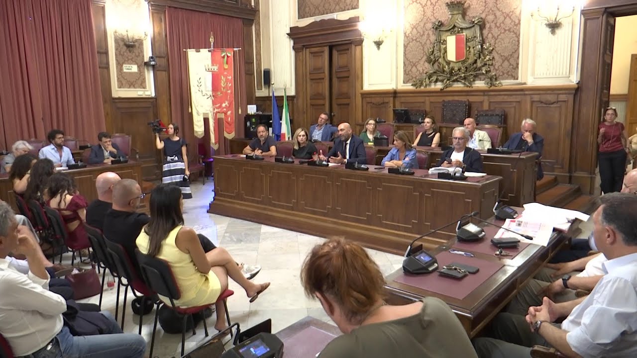 Malamovida A Bari, Il Codice Di Autoregolamentazione Diventa Provvedimento: “sanzioni Per Chi Trasgredisce” – Video