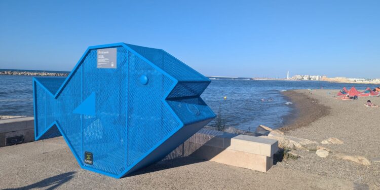 Pesce Mangia Plastica