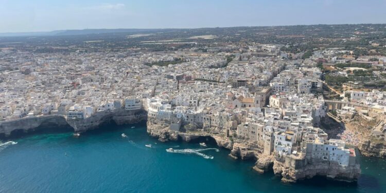 07082025 104427 Foto Aerea Polignano
