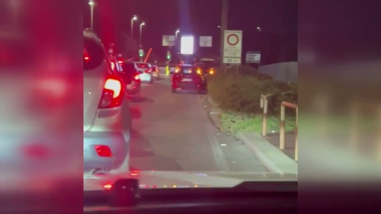 Aeroporto Di Bari, Controlli Della Polizia Locale Contro La Sosta Selvaggia Che Paralizza Il Traffico – Video