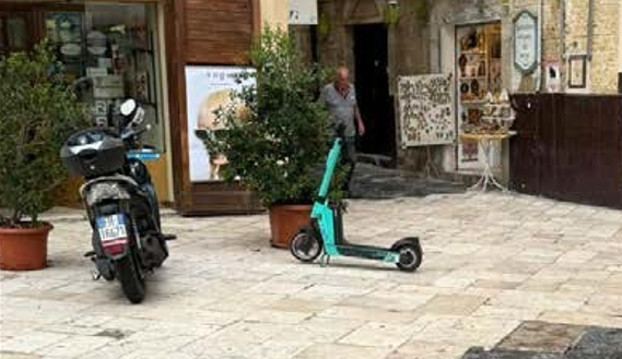 Bari Vecchia Monopattino