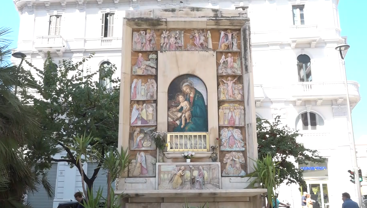 Piazza Madonnella