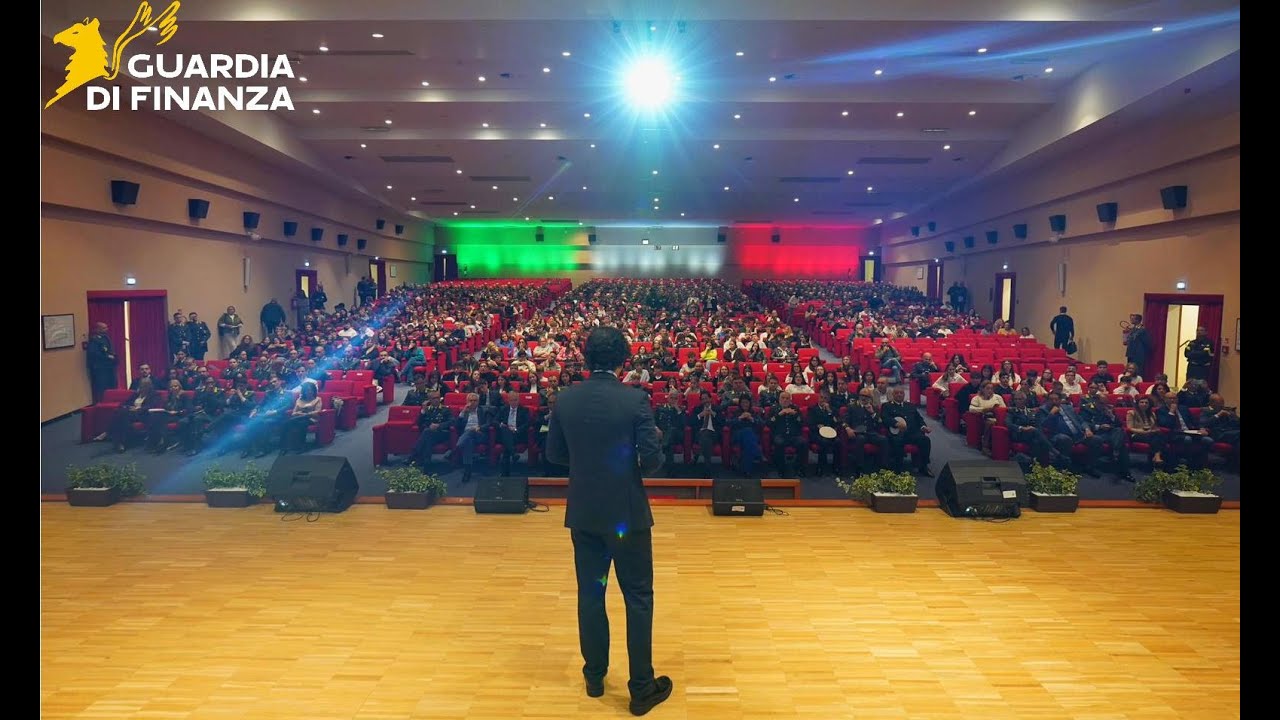 Bari, Settimana Della Lotta Alla Contraffazione: 500 Studenti Alla Legione Allievi Della Finanza – Video E Foto