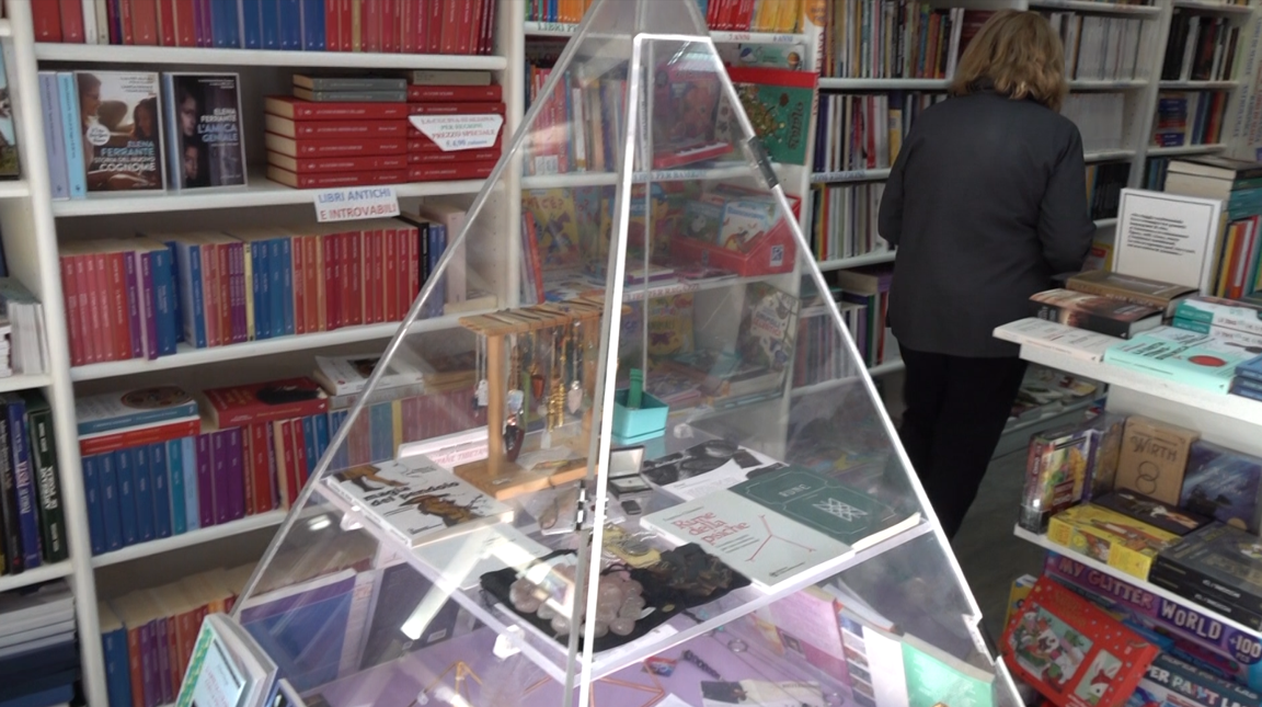 Libreria Roma 2