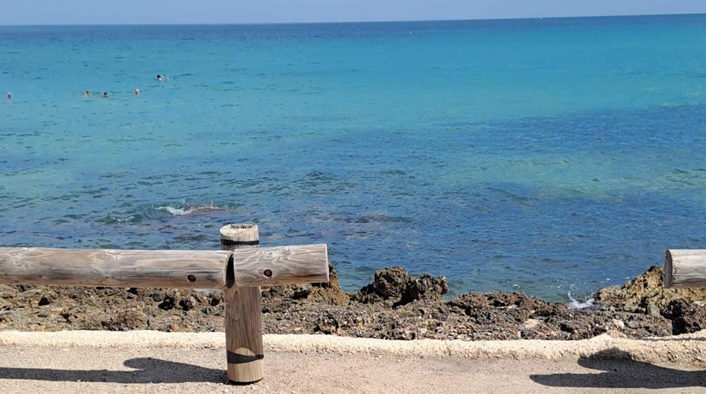 Mare Calmo Meteo Sole Scogli