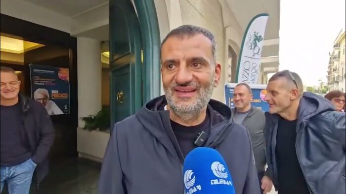 Decaro All’incontro Elettorale Con Elly Schlein: “io Come Mamdani? No Mi Veste Mia Figlia” – Video