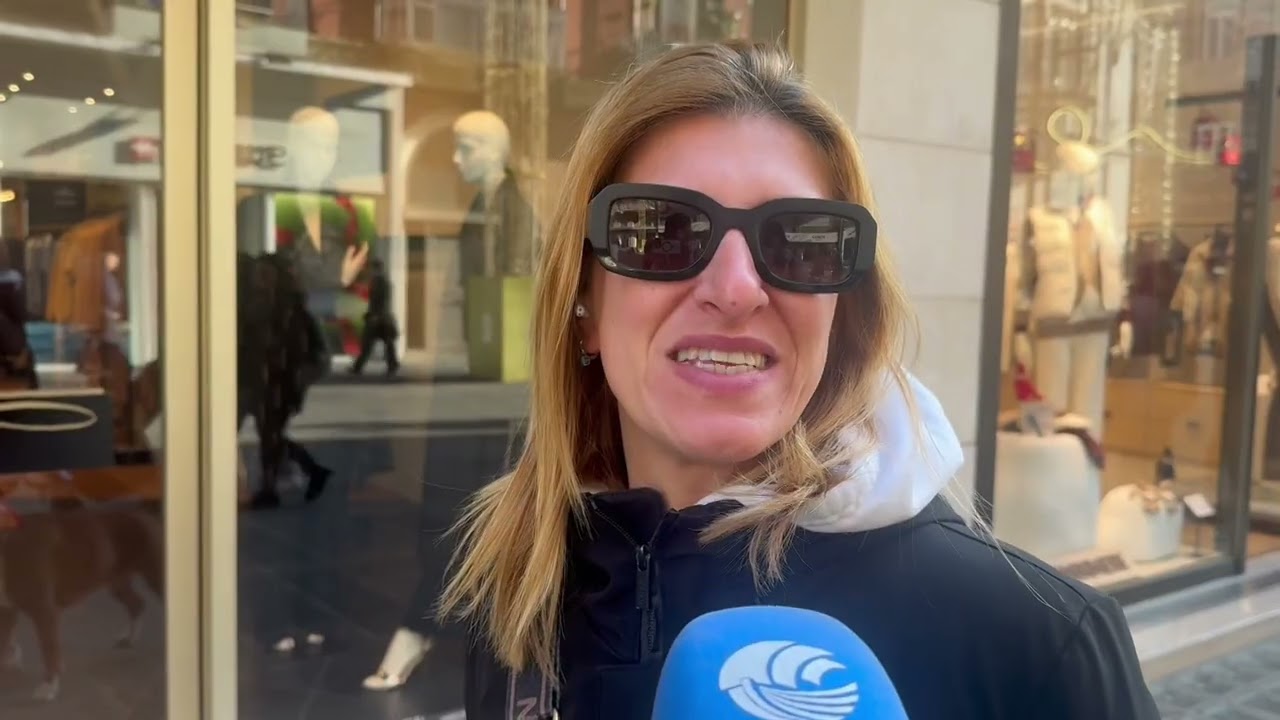 Acquisti Last Minute E Pensieri Per Gli Amici A Quattro Zampe, A Bari è Corsa Al Regalo Di Natale Perfetto – Video