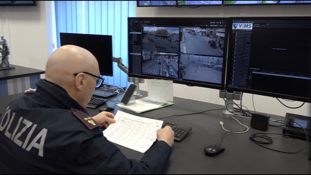 Bari, Inaugurata La Nuova Sala Operativa Della Questura: “sui Videowall Le Immagini Di Droni E Bodycam” – Video