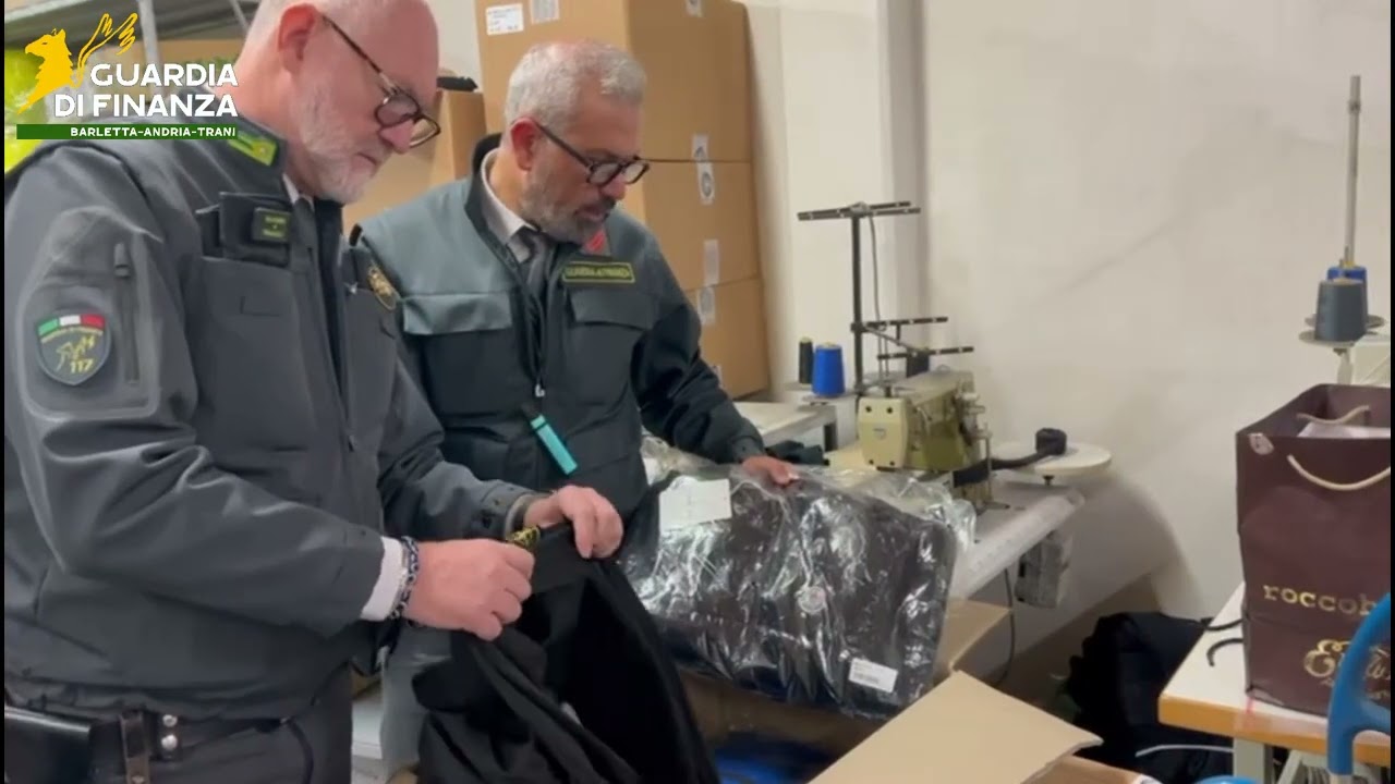 Lacoste E Moncler, Colmar E Stone Island: Laboratorio Del Falso Scoperto E Sequestrato Ad Andria – Video