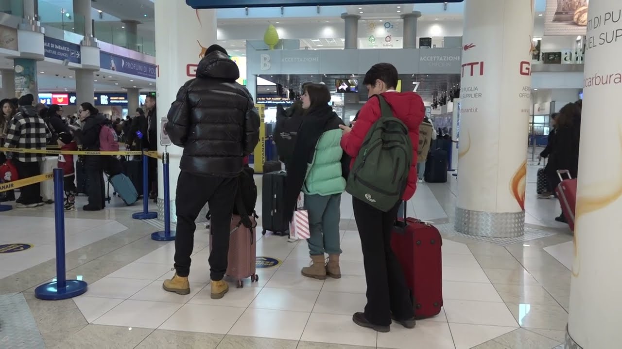 L’aeroporto Di Bari Si Riempie Per Capodanno, 18mila Partenze In 24 Ore: Ecco Le Mete Più Gettonate – Video