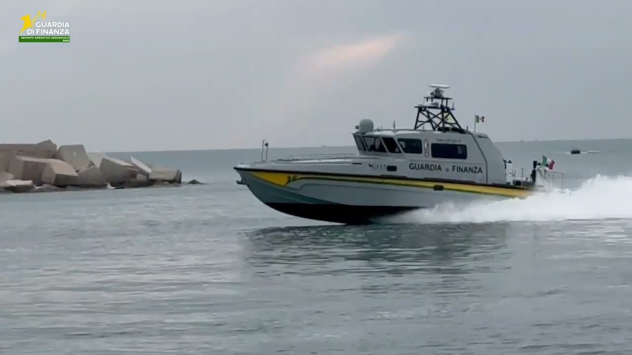 Livrea Innovativa, Due Motori Da 1000 Cavalli E Velocità Massima Di Oltre 50 Nodi: La Nuova Vedetta Della Finanza – Video