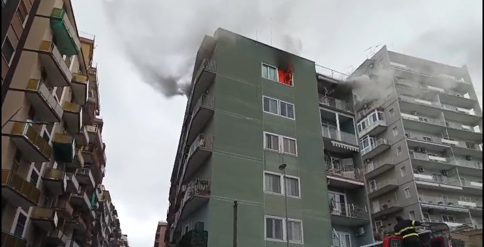 Incendio Taranto