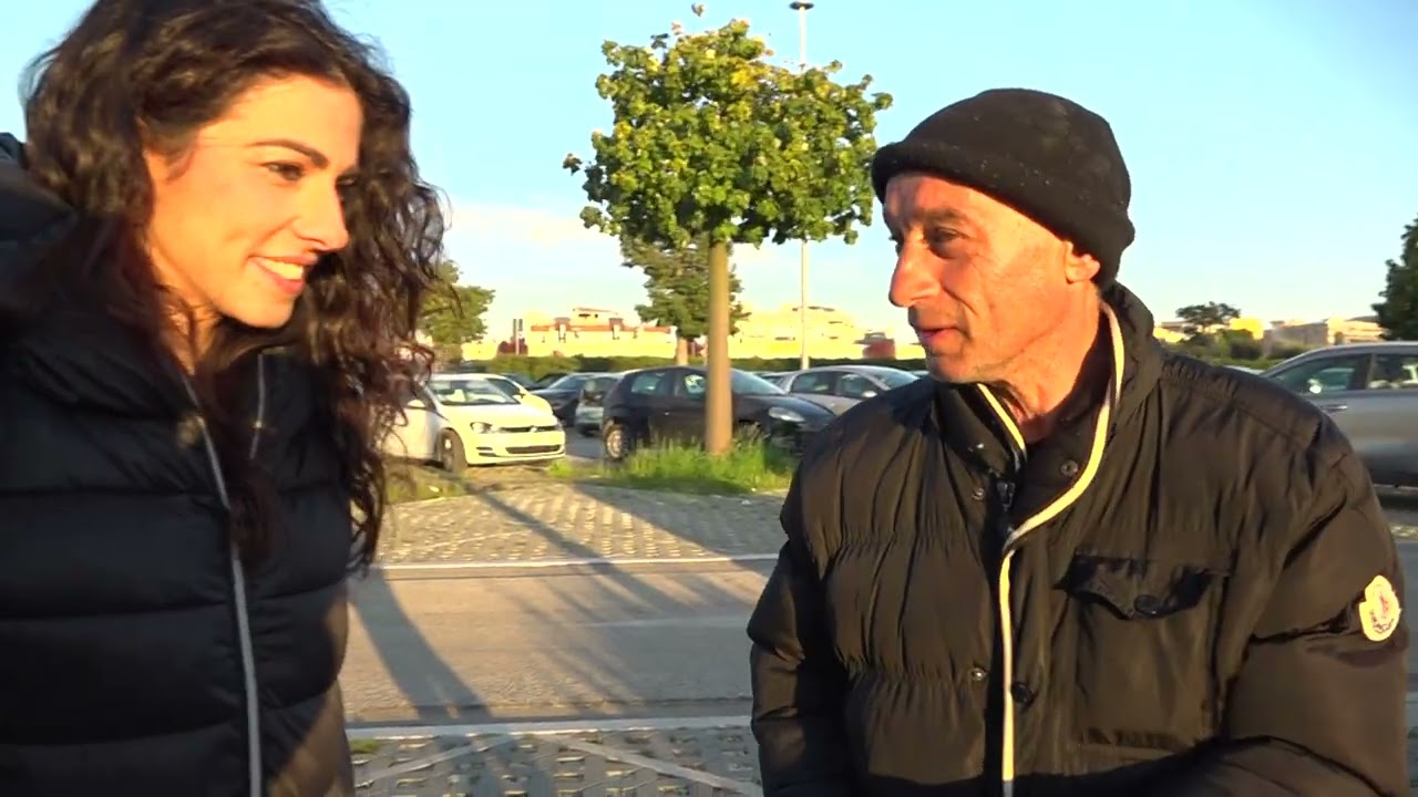 “io, Parcheggiatore Abusivo All’ospedale”. Giovanni Cerca Lavoro: “ero Imbianchino. Ho Perso Tutto” – Video