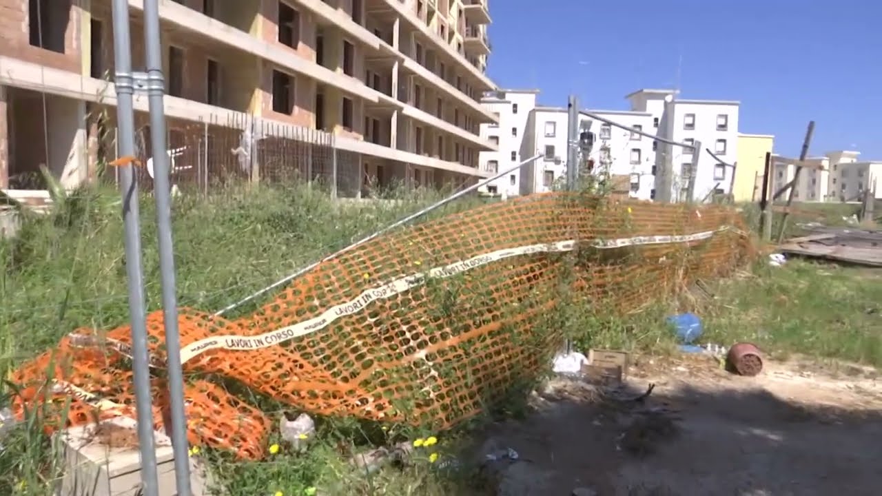 San Girolamo, L’eterna Incompiuta Diventa Discarica A Cielo Aperto: “È Pericoloso Per I Bambini” – Video