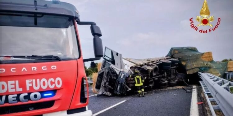 Tir Ribaltato A14