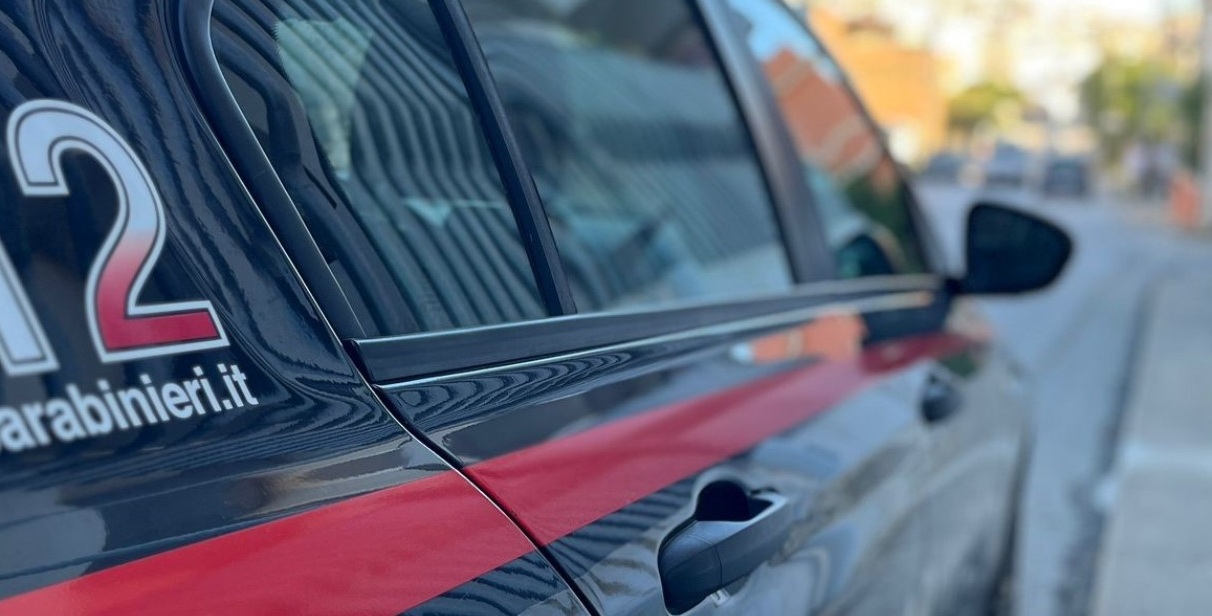 Carabinieri Auto 1