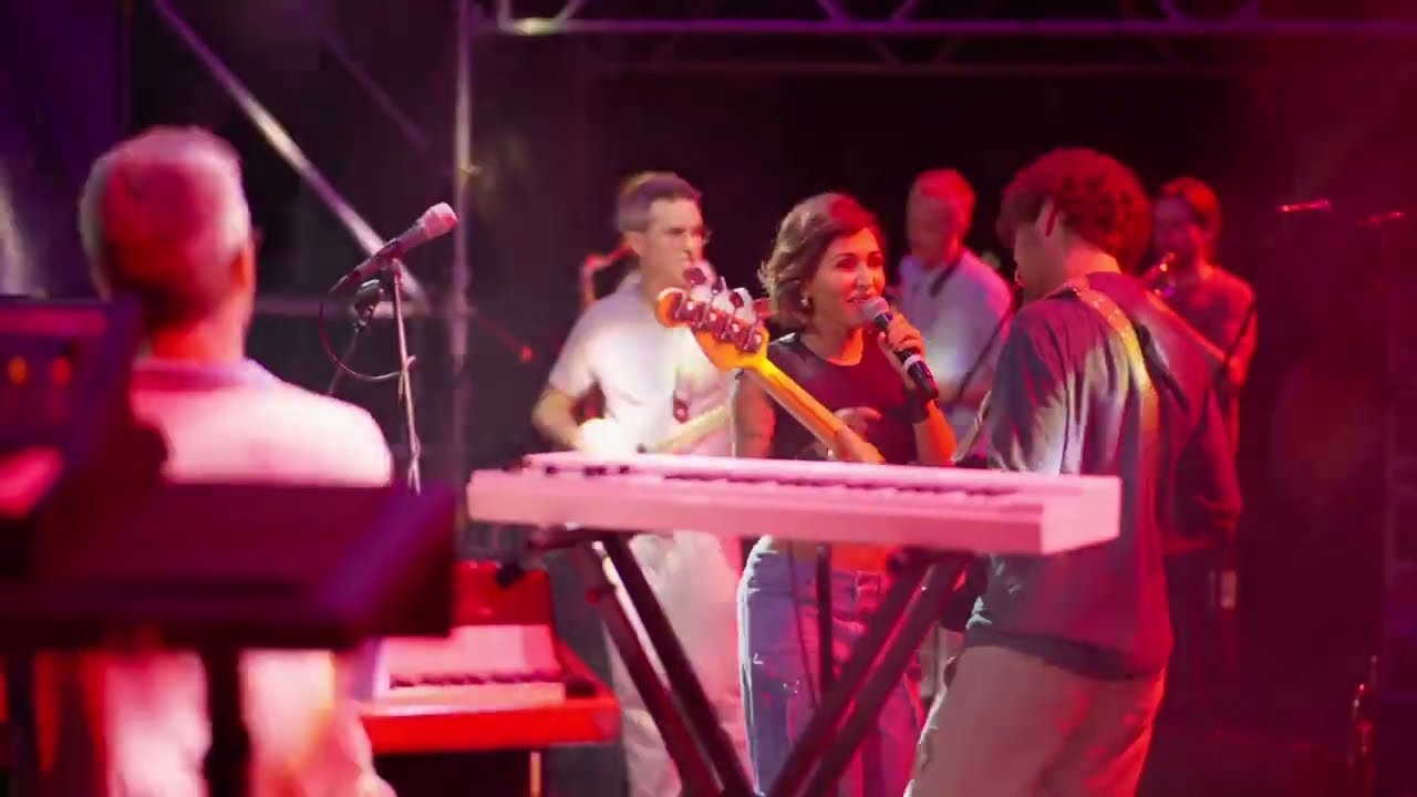 Groundup Festival, Serena Brancale Con Gli Snarky Puppy: La Versione Di ‘anema E Core’ è Super – Video