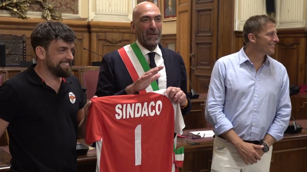 Ideale Bari In Promozione, Leccese: “straordinaria Impresa Sportiva. Ci Hanno Fatto Emozionare” – Video