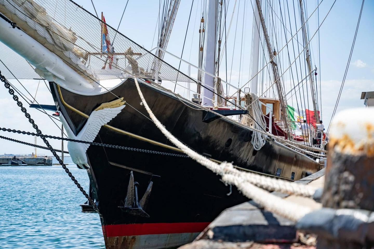 Nave Italia