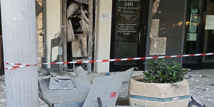 Esplosione Bancomat