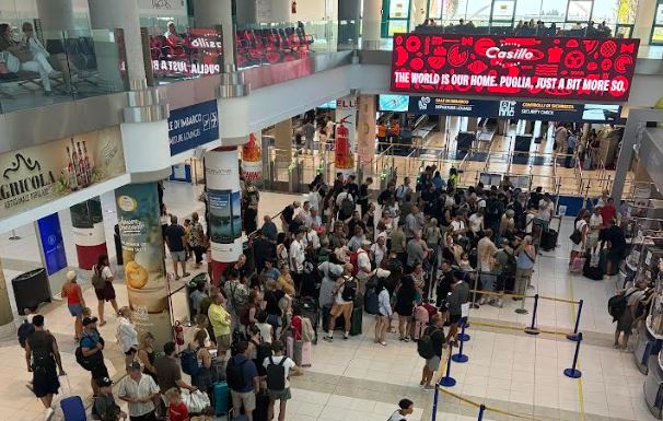 Passeggeri Aeroporto Baroi